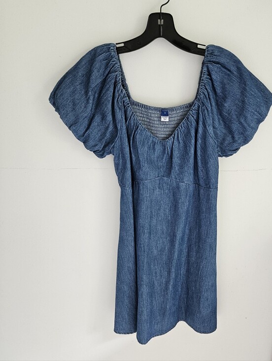 Old Navy Dresses & Skirts - Old Navy Denim Puff Sleeve Mini Dress